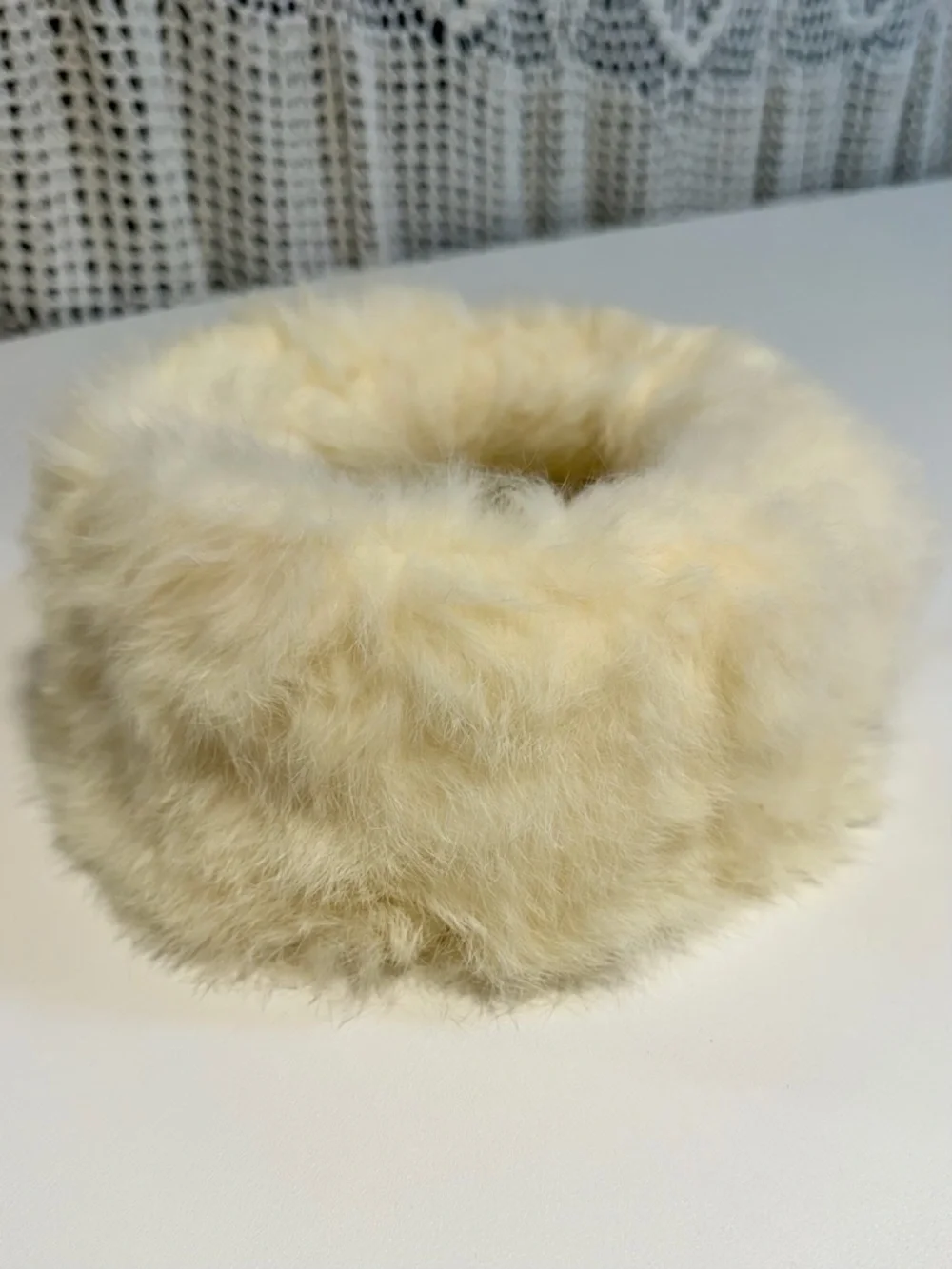 VINTAGE mid century MCM fur hat open center ring winter white 50a 60s - Picture 3 of 7